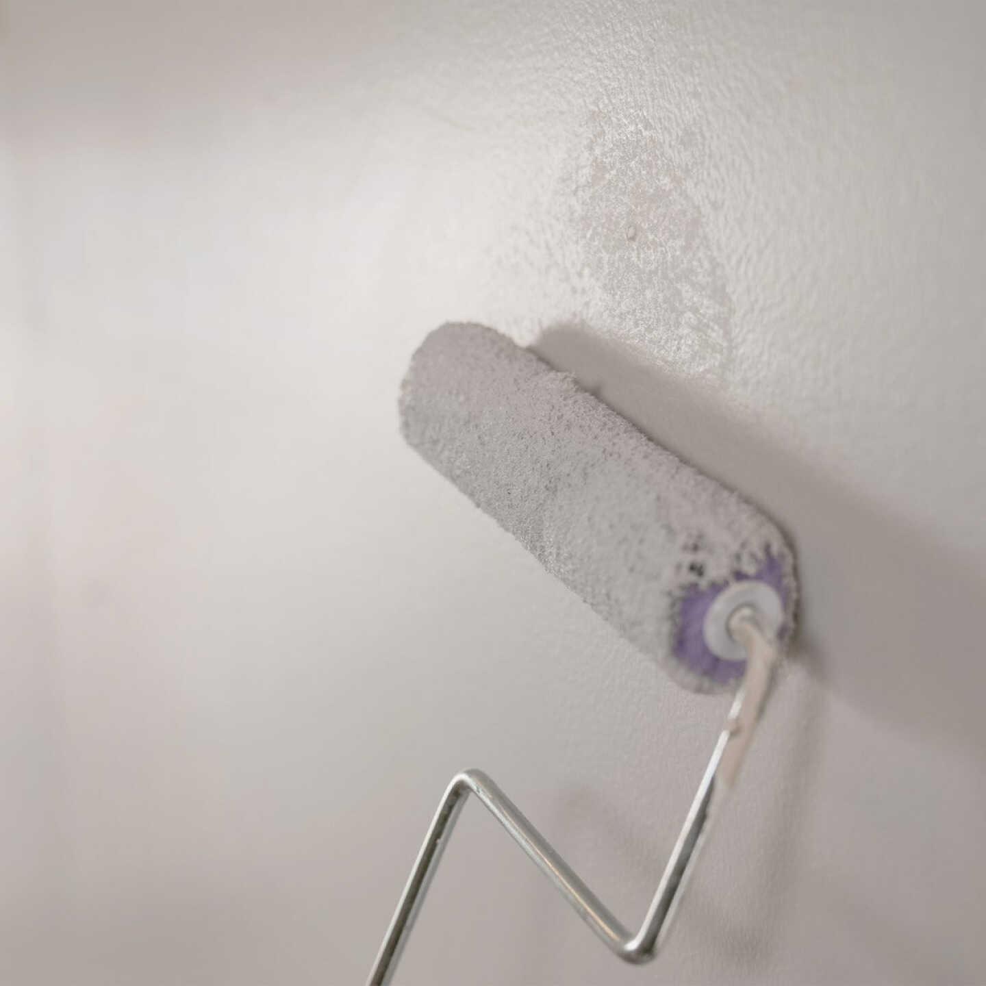 DAP Fast 'N Final 1/2 Pt. Lightweight Latex Patch & Prime Spackling Image 6