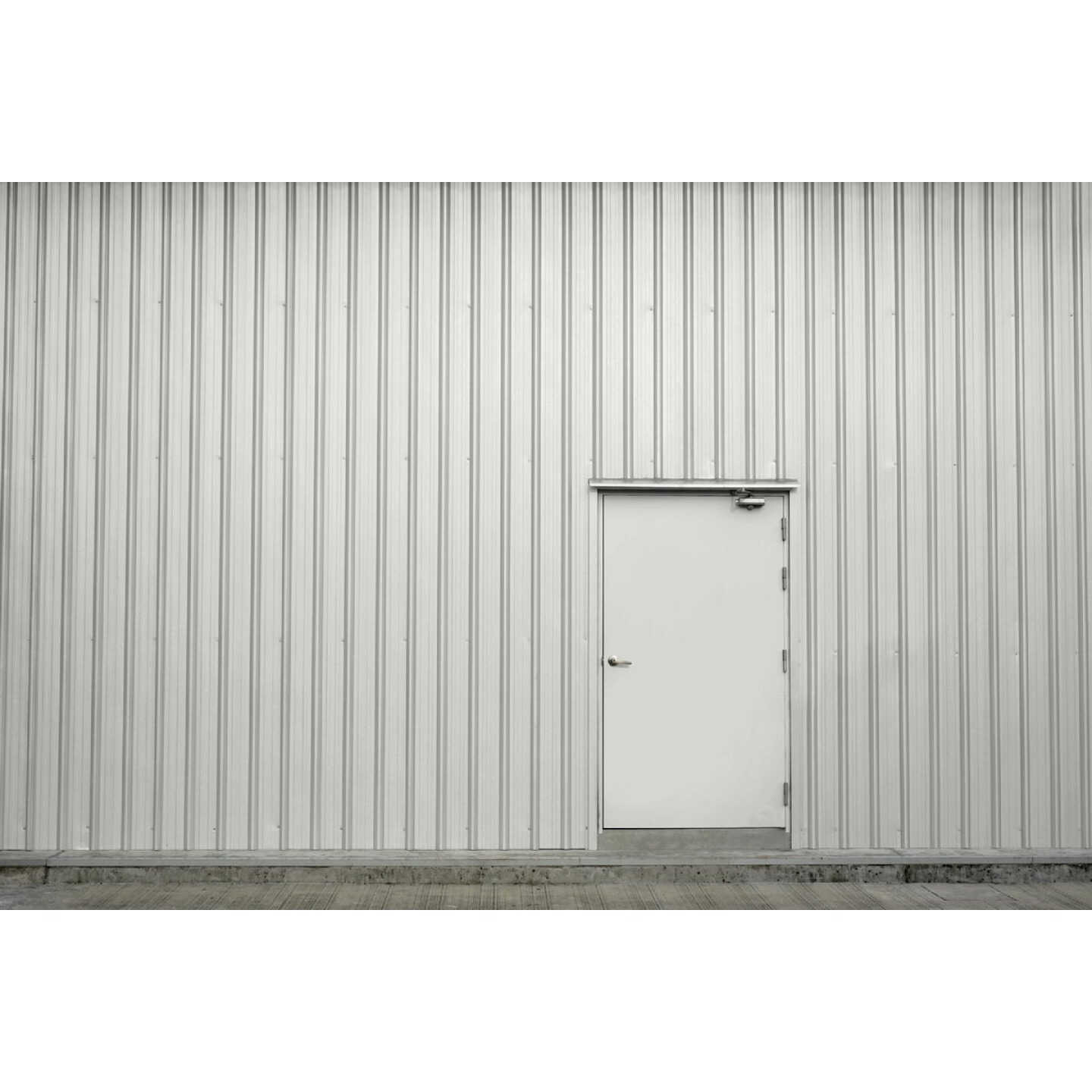 Rust-Oleum Professional Oil-Based Flat VOC Formula Metal Primer, White, 1 Gal. Image 2