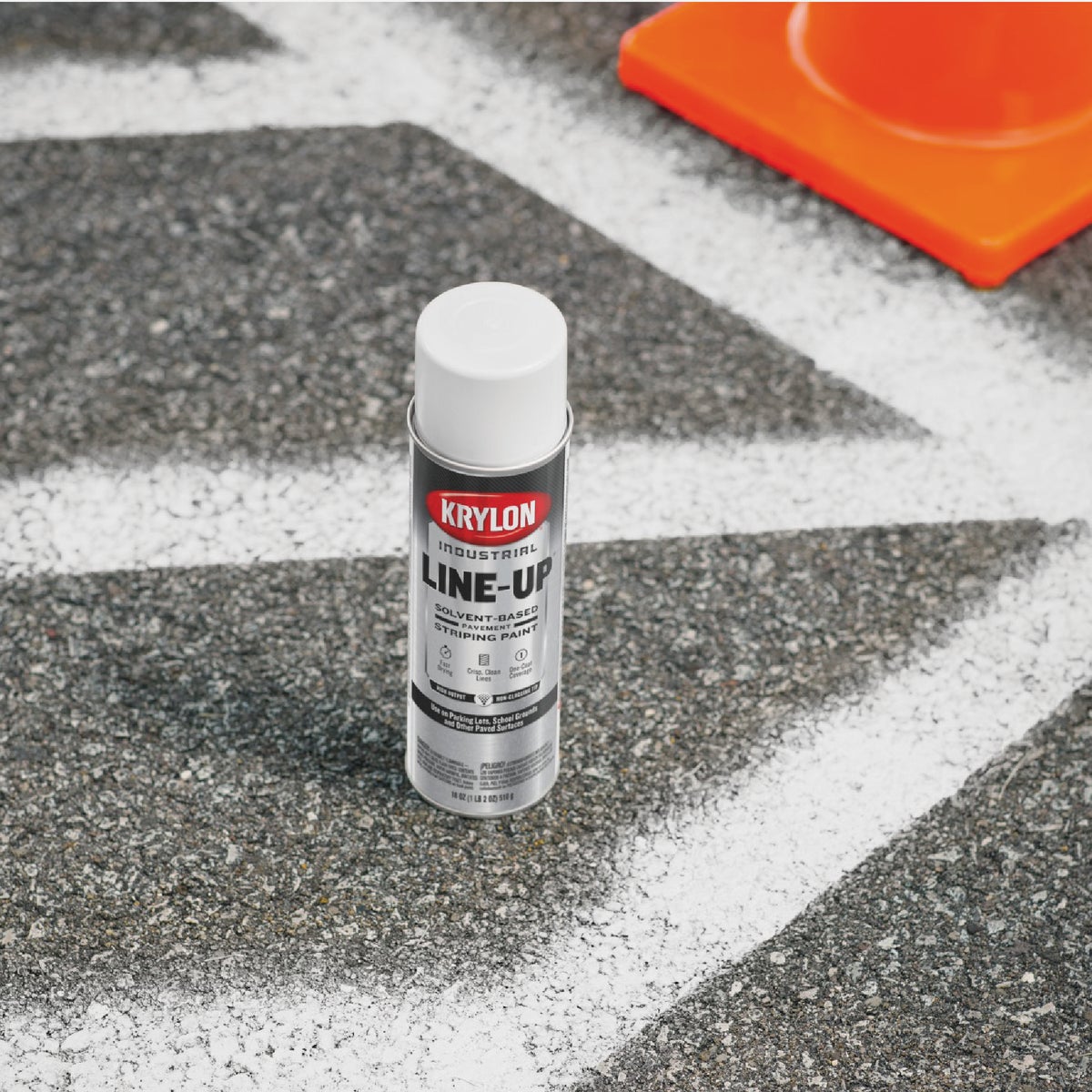 Krylon Industrial 8300  SB Highway White Striping Paint Image 4
