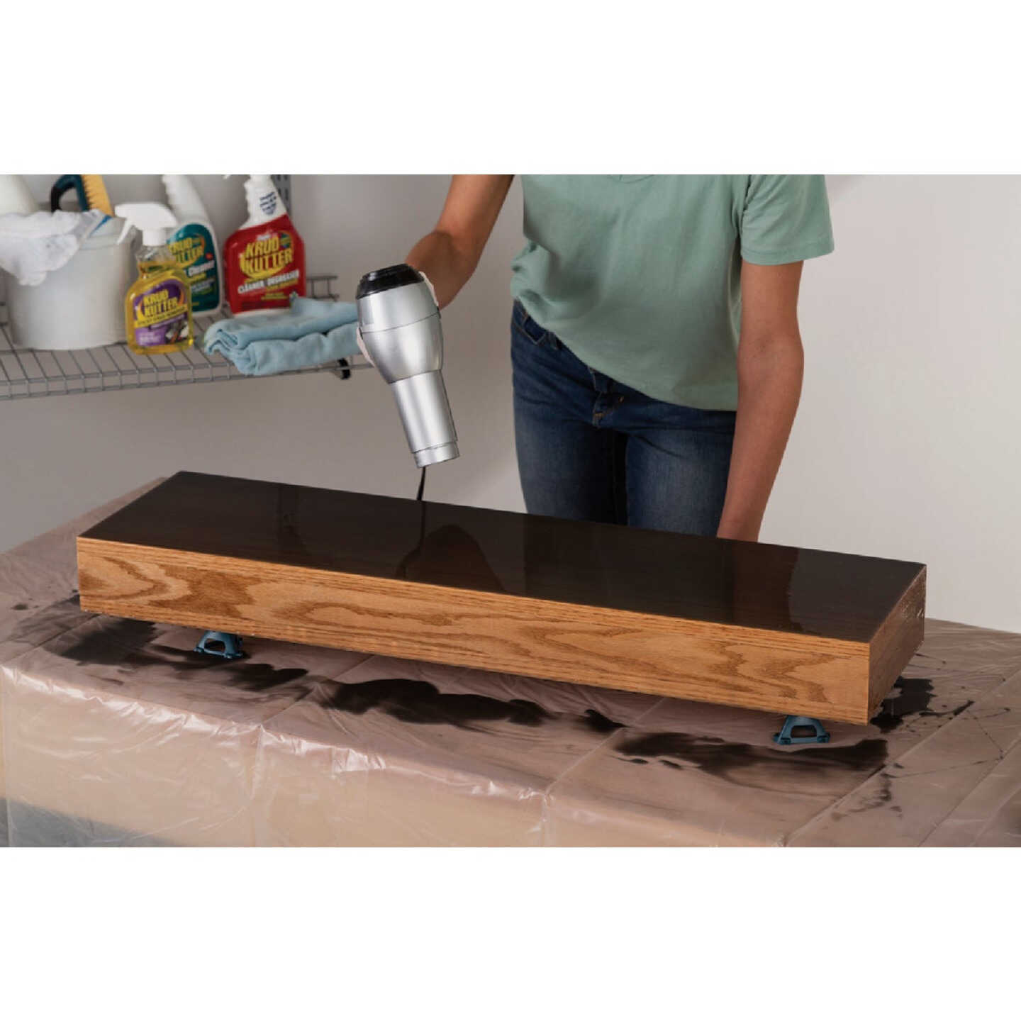 Varathane 1 Qt. Super Glaze Pour-On High Gloss Classic Gray Epoxy Resin Image 4