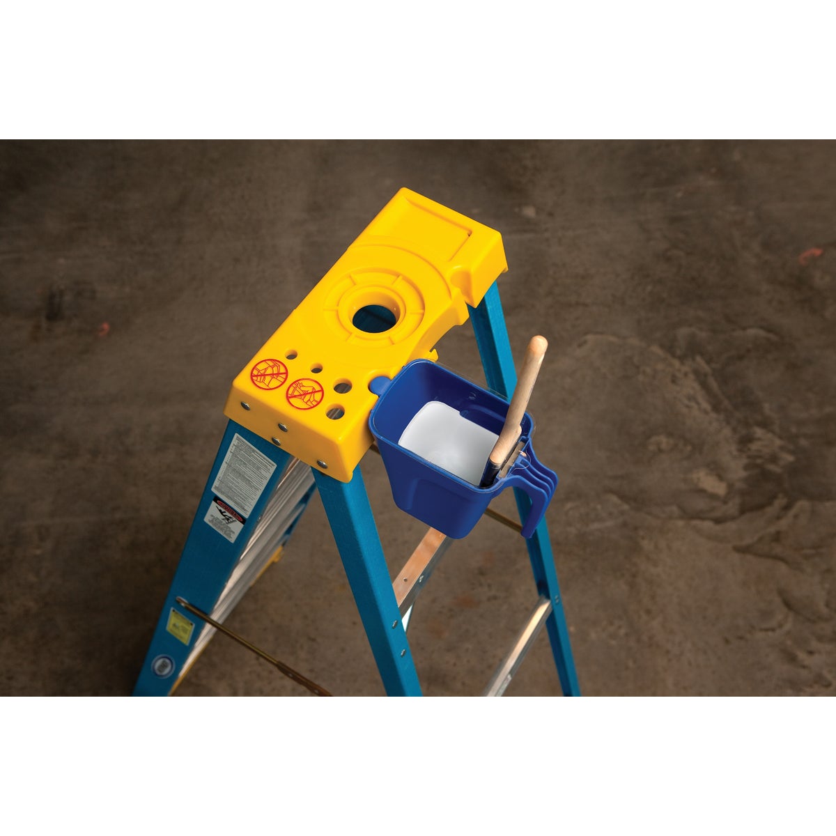 Werner Lock-In Paint Cup Image 4