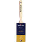 Benjamin Moore 2.5 In. Firm Nylon/Poly Flat Sash Brush Image 2