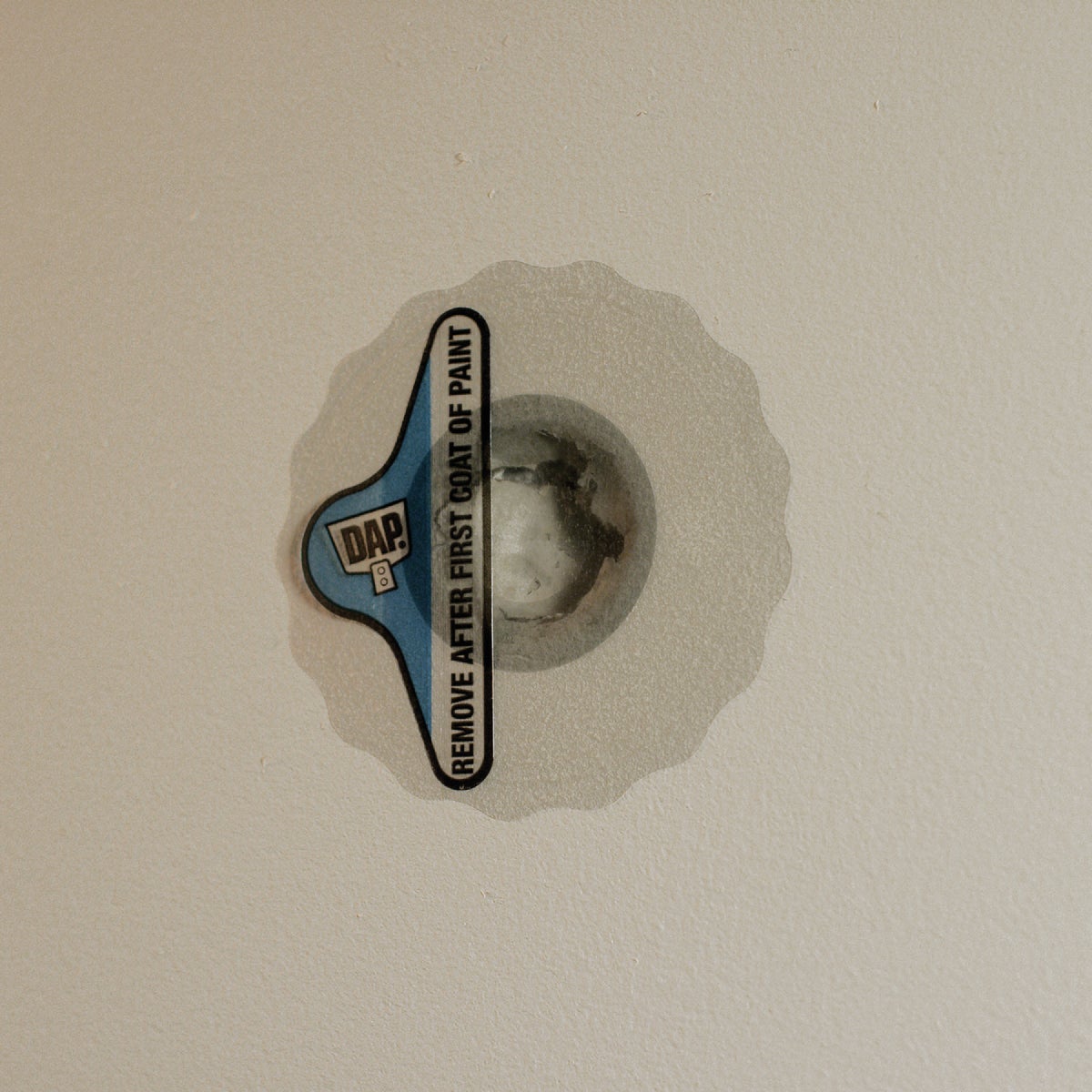DAP Eclipse 4 In. Rapid Wall Repair Patch Image 3
