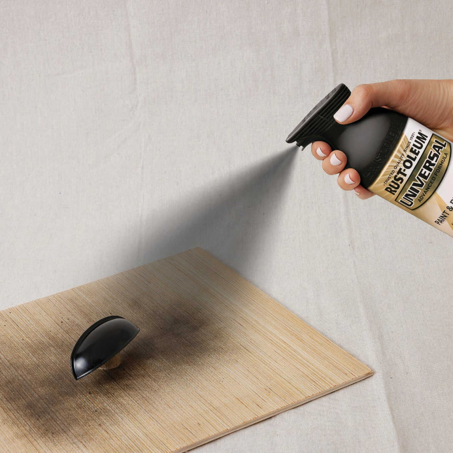 Rust-Oleum Universal 12 Oz. Gloss Black Paint Image 5