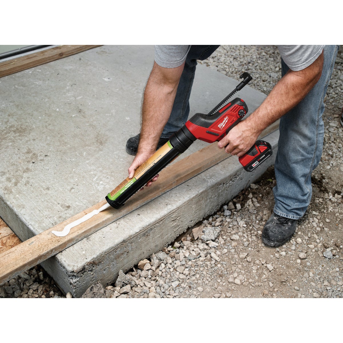 Milwaukee M18 10 Oz. Caulk Gun (Tool Only) Image 3