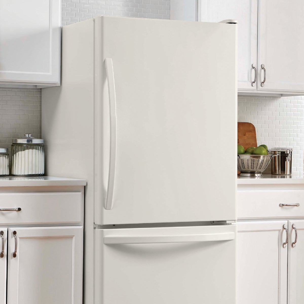 Rust-Oleum Gloss Almond 12 Oz. Appliance Spray Paint Image 3