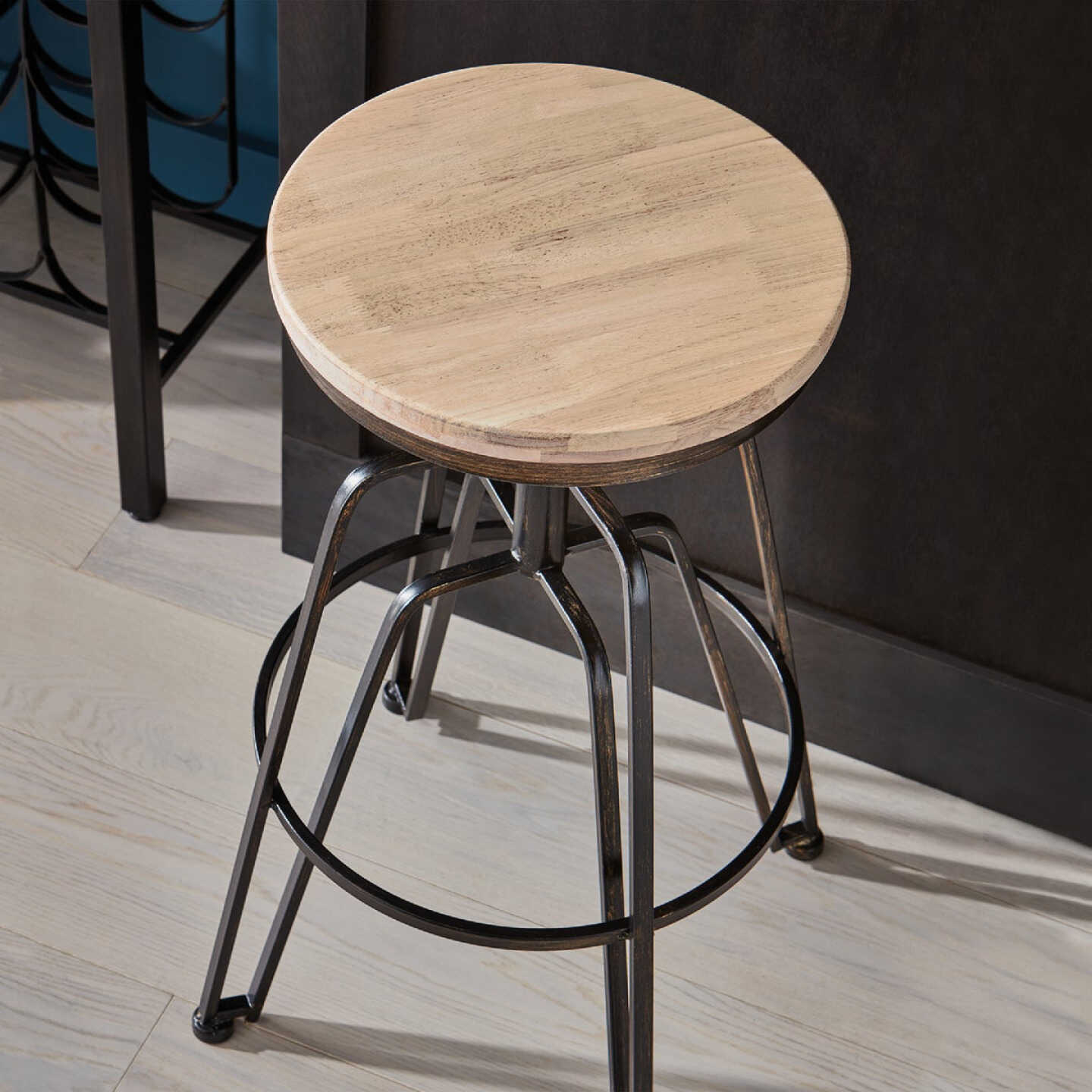 Minwax 1/2 Pt. Simply White Wood Finish Image 4