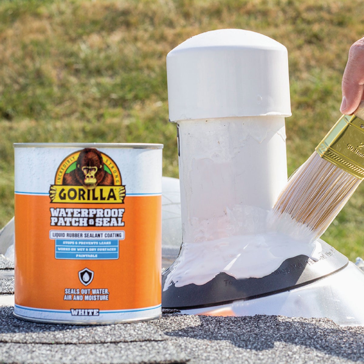 Gorilla 32 Oz. White Waterproof Patch & Seal Liquid Image 3