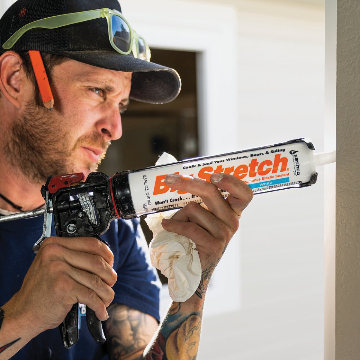 Sashco Big Stretch 10.5 Oz. Acrylic Elastomeric Caulk, Almond Image 6