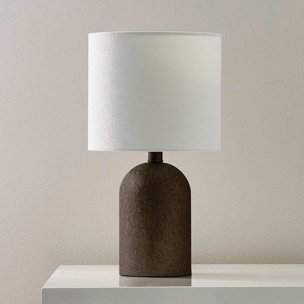 Rust-Oleum Universal 12 Oz. Chestnut Forged Hammered Spray Paint Image 2