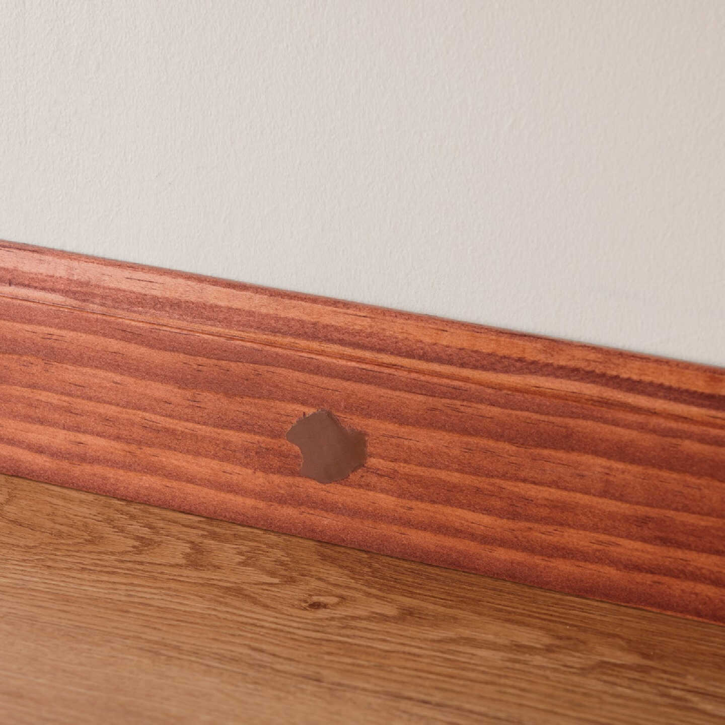 Minwax 3.75 Oz. Red Mahogany Wood Putty Image 3