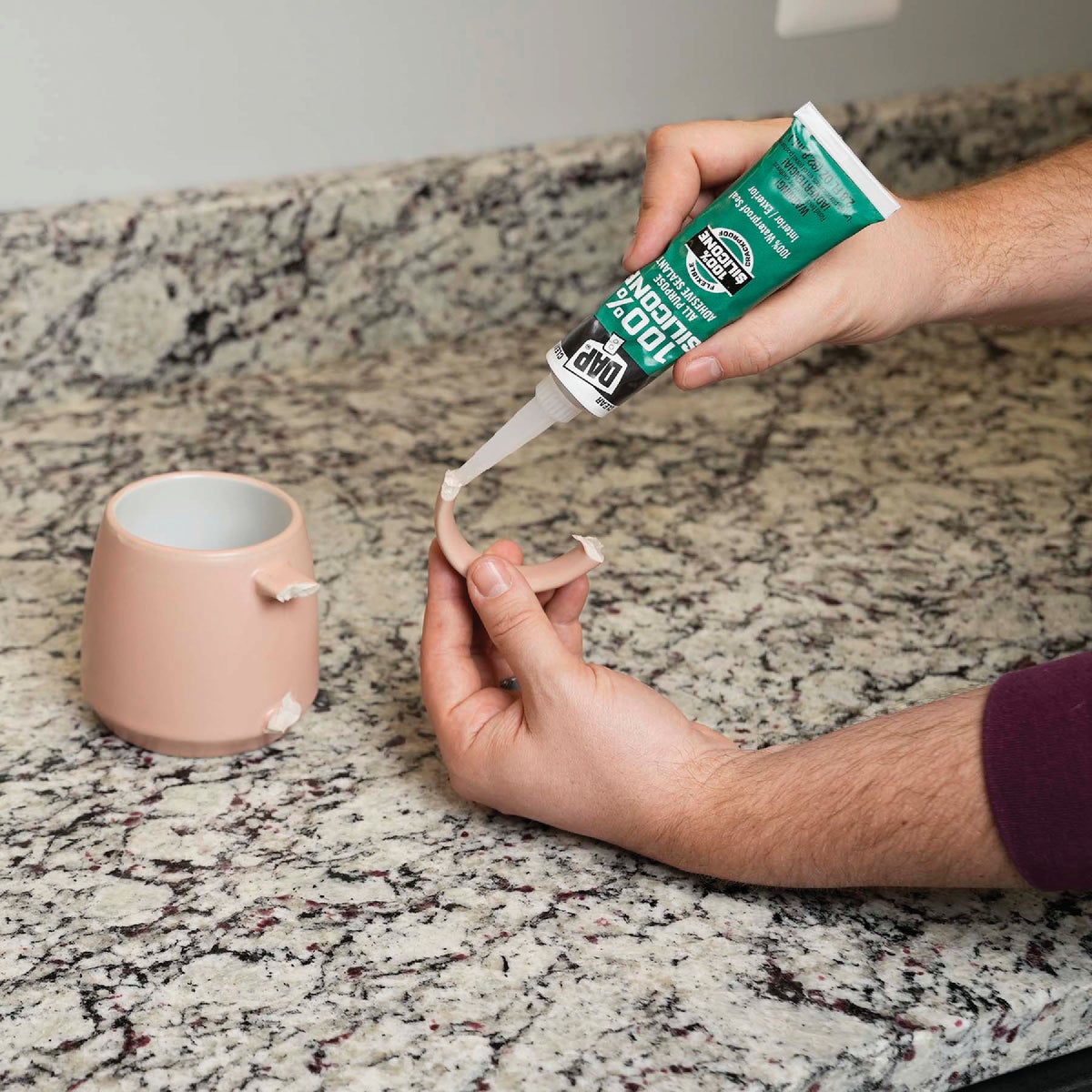 DAP 2.8 Oz. All-Purpose 100% Silicone Adhesive Sealant, Clear Image 5