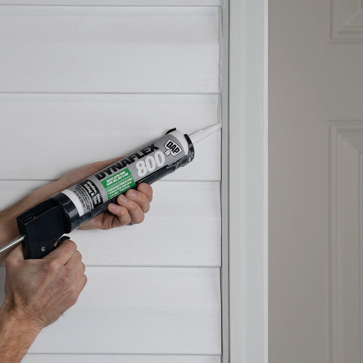 DAP Dynaflex 800 10.1 Oz. Advanced Window, Door, Siding, & Trim Polymer Sealant - White Image 3