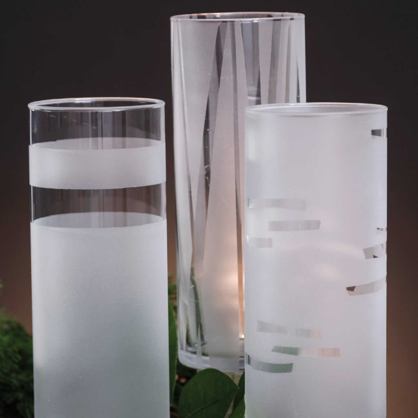 Rust-Oleum Frosted Glass 11 Oz. Clear Spray Finish Image 4