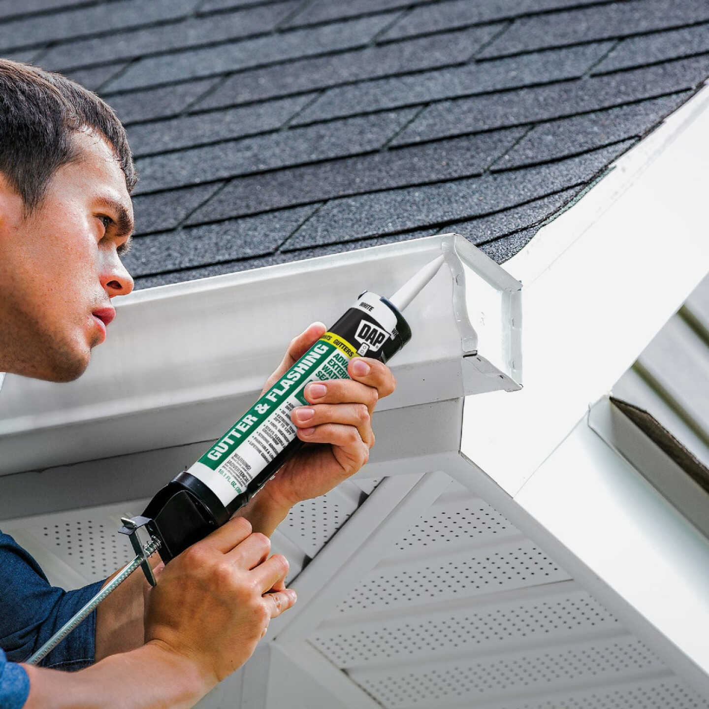 Dap 10.1 Oz. White Advanced VOC-Compliant Exterior Gutter & Flashing Sealant Image 2