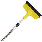 Mr. LongArm Woodmates Telewash II Water-Fed System Cleaner Image 1