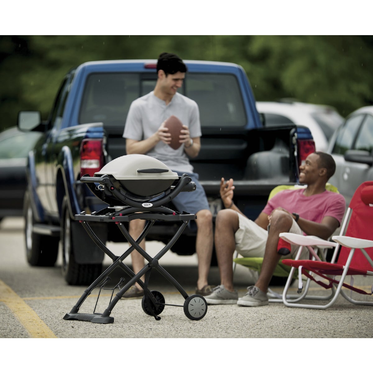 Weber Q 1000 1-Burner Silver 8,500-BTU LP Gas Grill Image 2