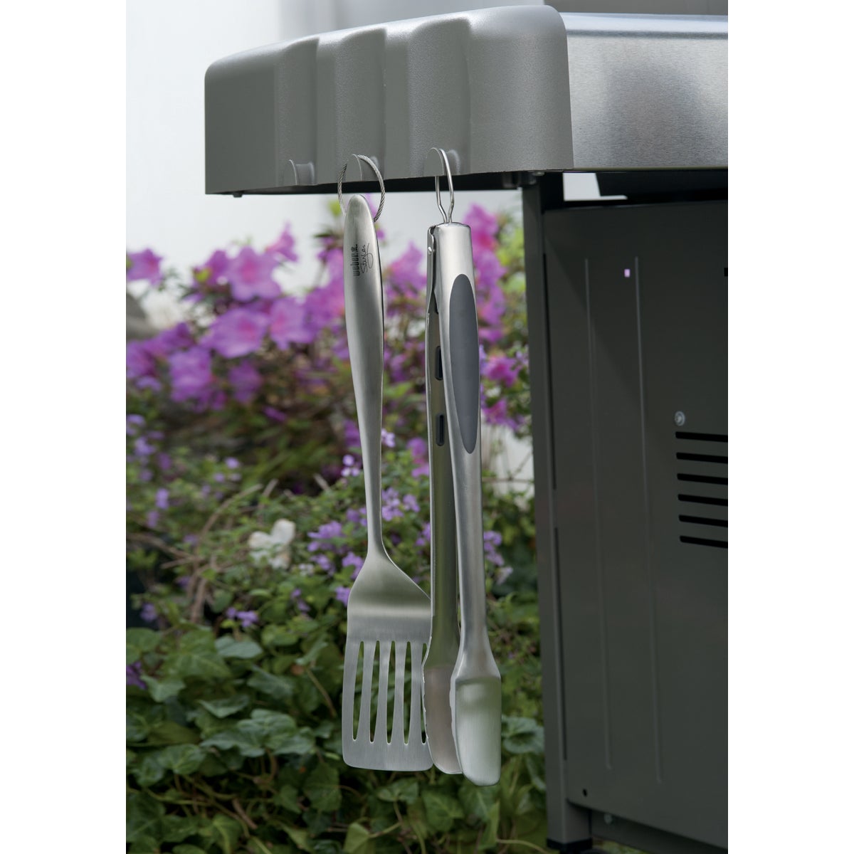 Weber Soft Rubber Grip Stainless Steel 2-Piece Barbeque Tool Set Image 2