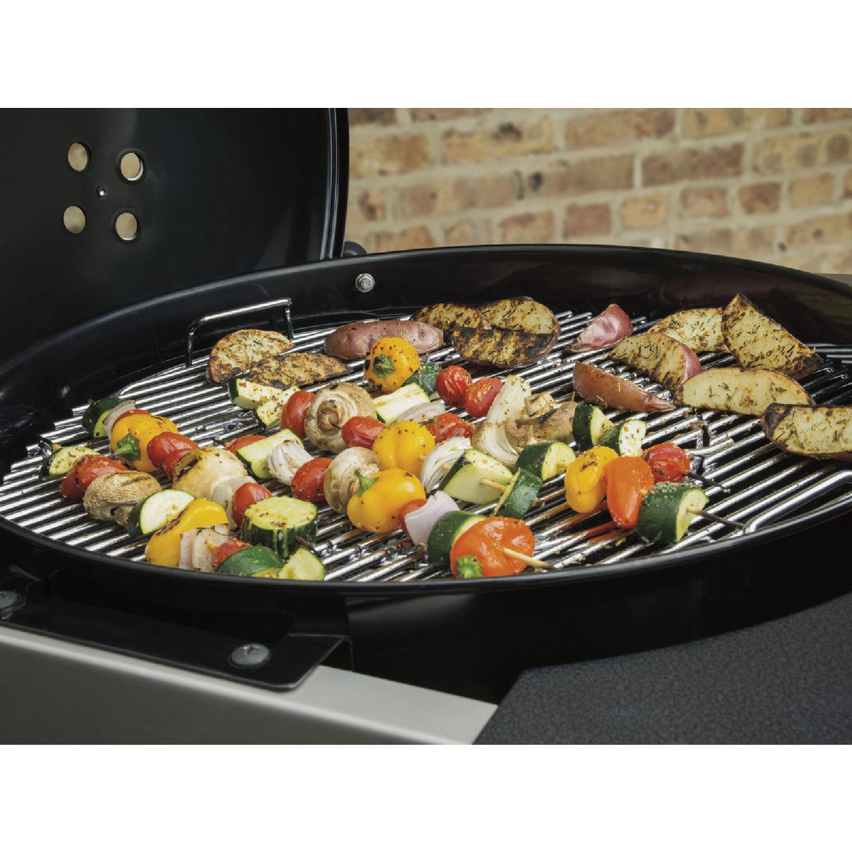 Weber Performer 22 In. Charcoal Grill, Black Image 3