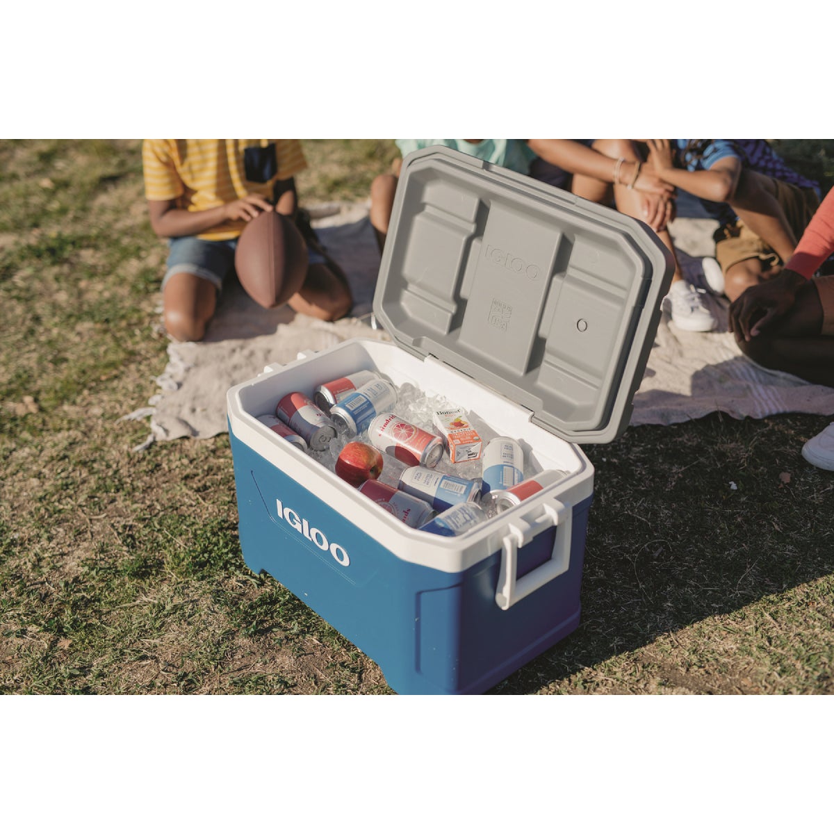 Igloo 52 Qt. Latitude Cooler, Indigo Blue & Meteorite Image 2
