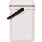 Igloo Latitude Marine Ultra 30 Qt. Cooler, White Image 3