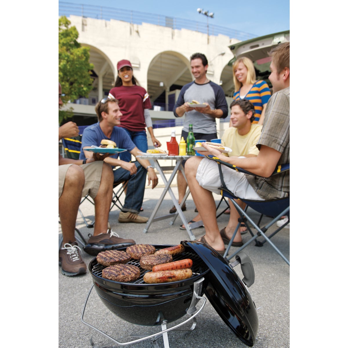 Weber Smokey Joe 14 In. Dia. Black Tuck-N-Carry Charcoal Grill Image 3