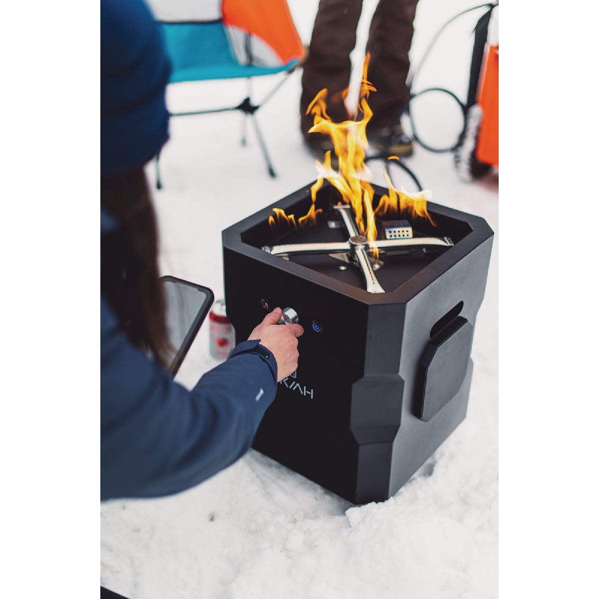 Ukiah Tailgater II 17 In. Black Square Gas Fire Pit with Beat to Music Technology Image 2