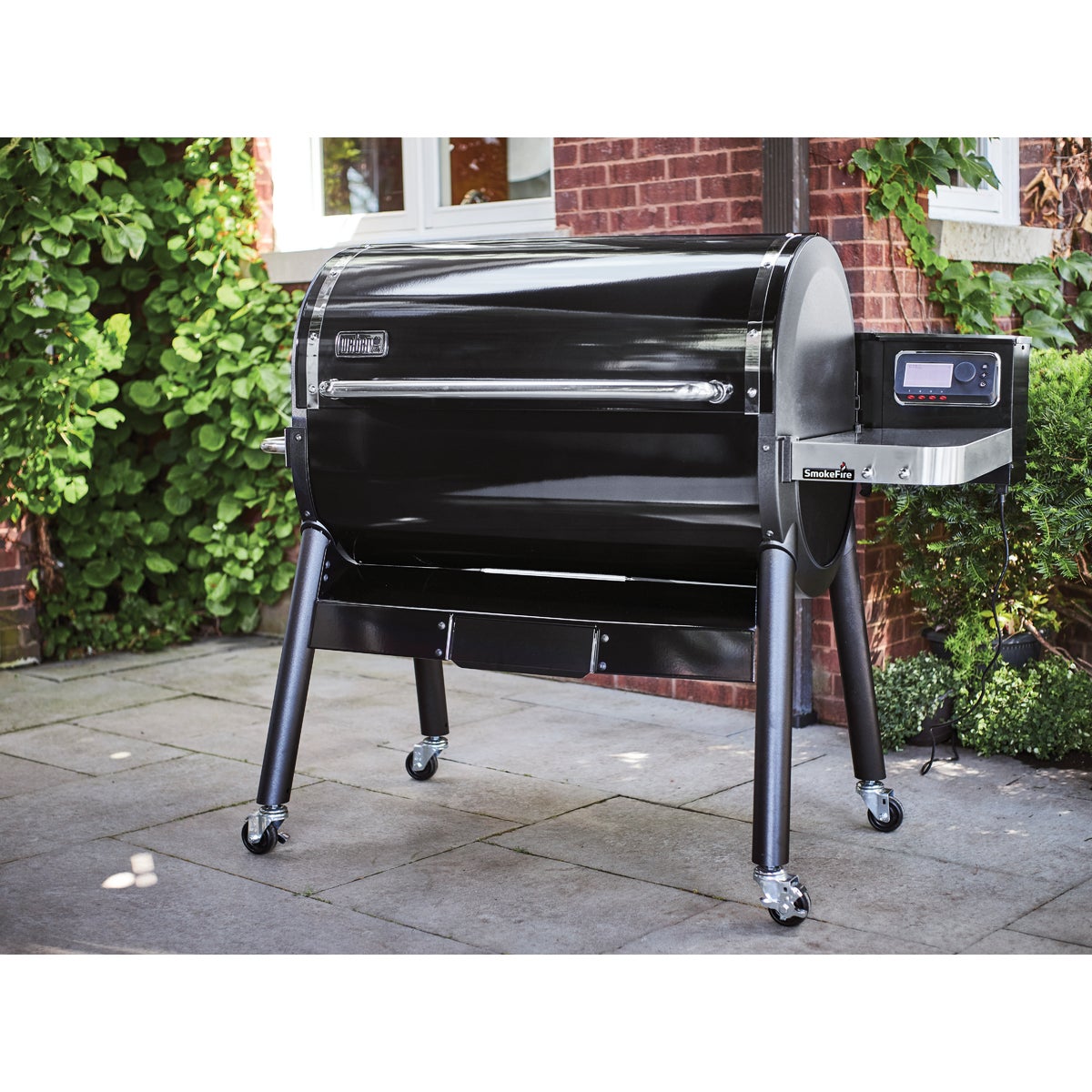 Weber SmokeFire EX6 Wood Pellet Grill, Black Image 3
