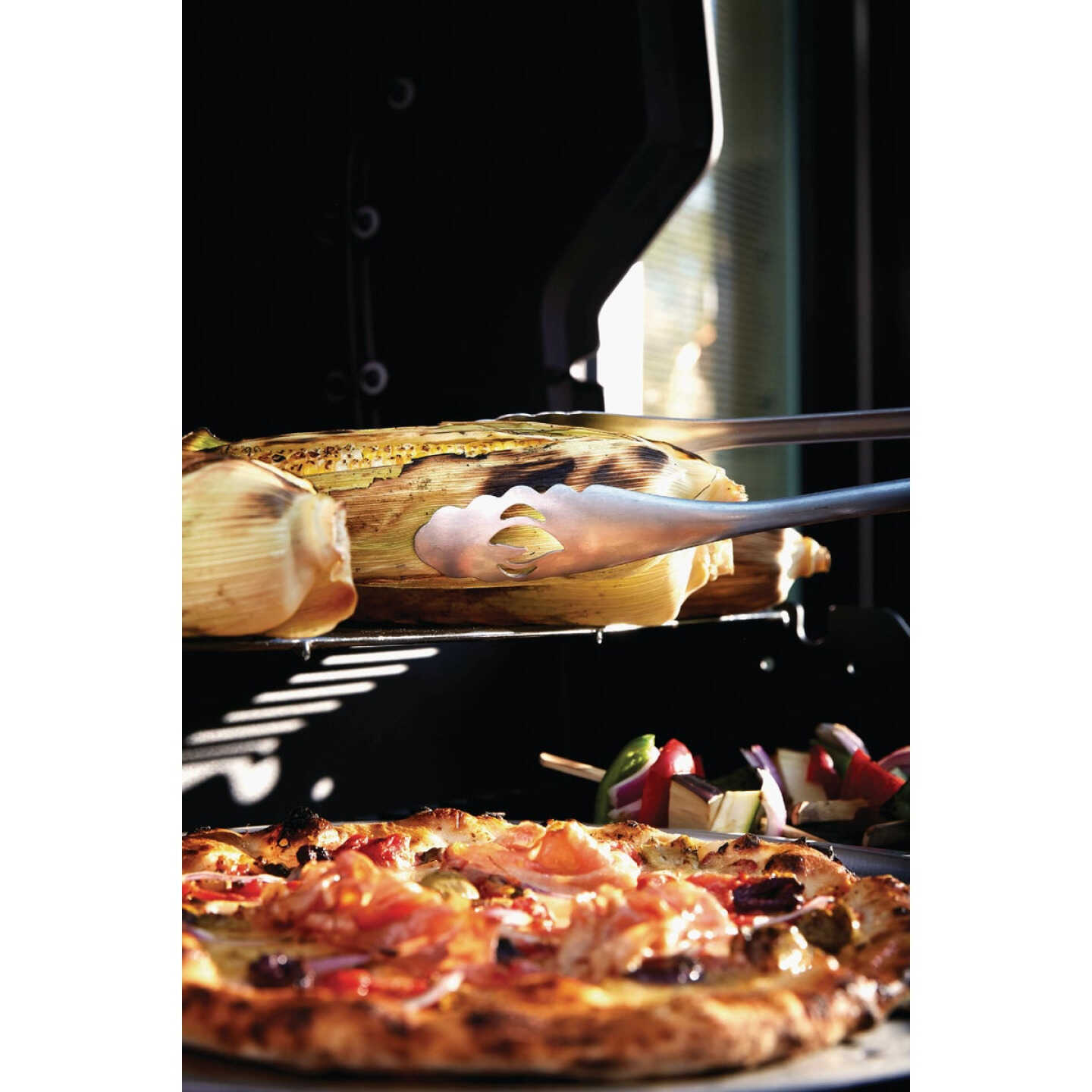 Napoleon Freestyle 425 Natural Gas Grill, Graphite Gray Image 2