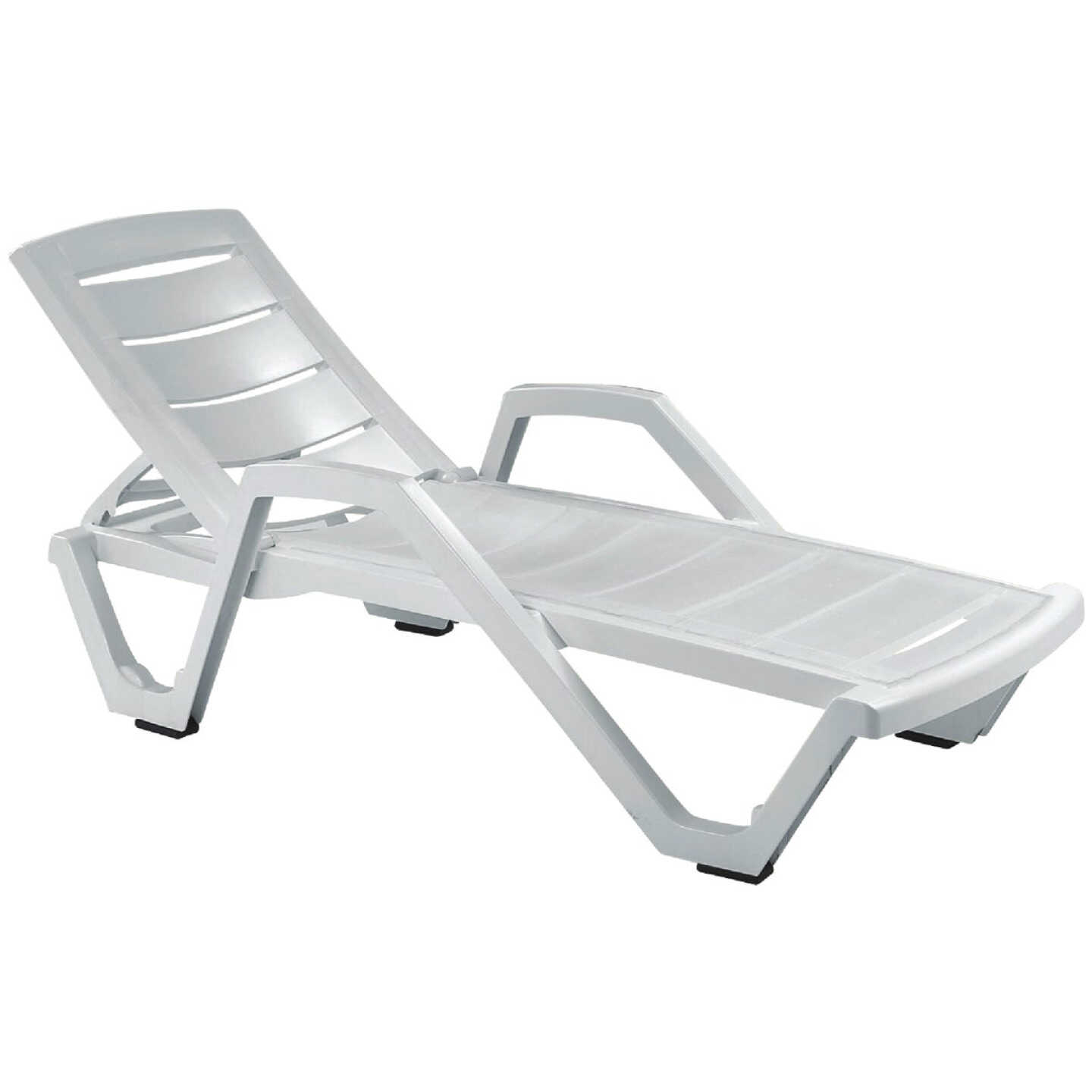 Gracious Living Baja White Resin Resort Style Lounger Image 1