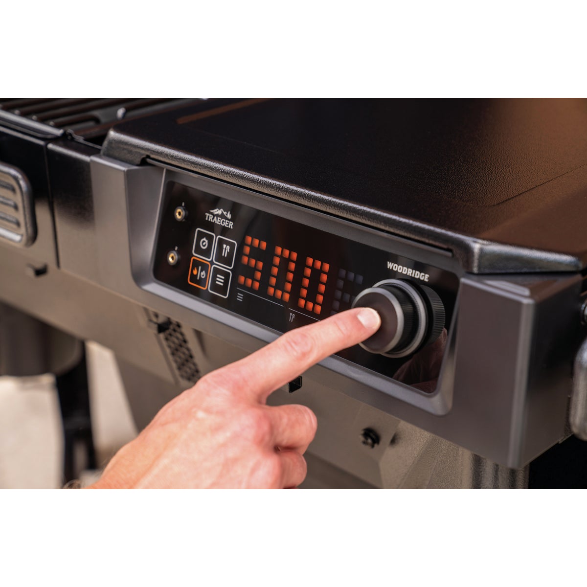 Traeger Woodridge WiFire Pellet Grill Image 4