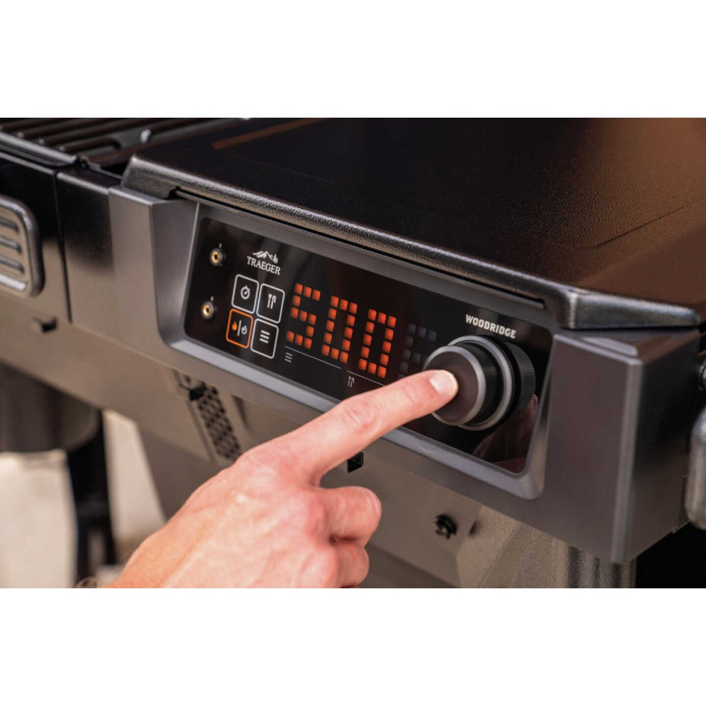 Traeger Woodridge WiFire Pellet Grill Image 4