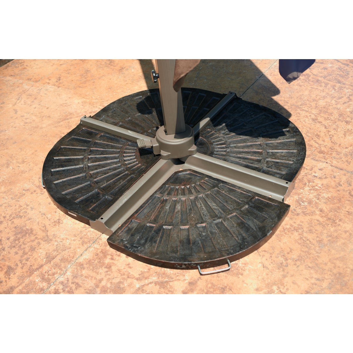 Outdoor Expressions 19 In. Offset Bronze Resin Umbrella Base Image 6