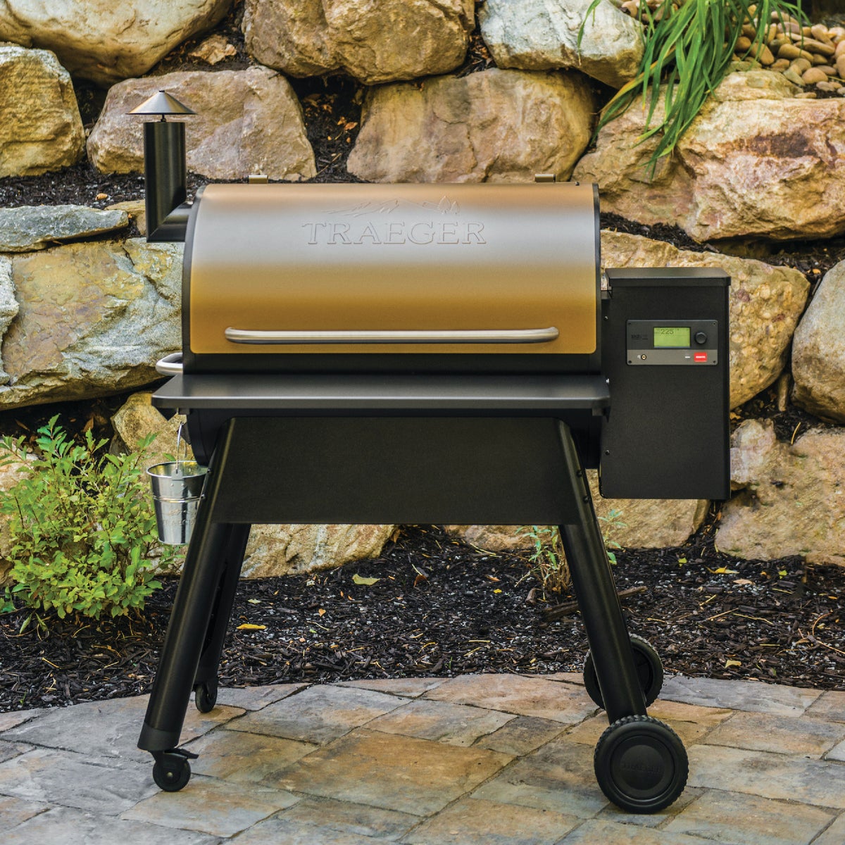 Traeger Pro 780 Wi-Fi Wood Pellet Grill, Bronze Image 2