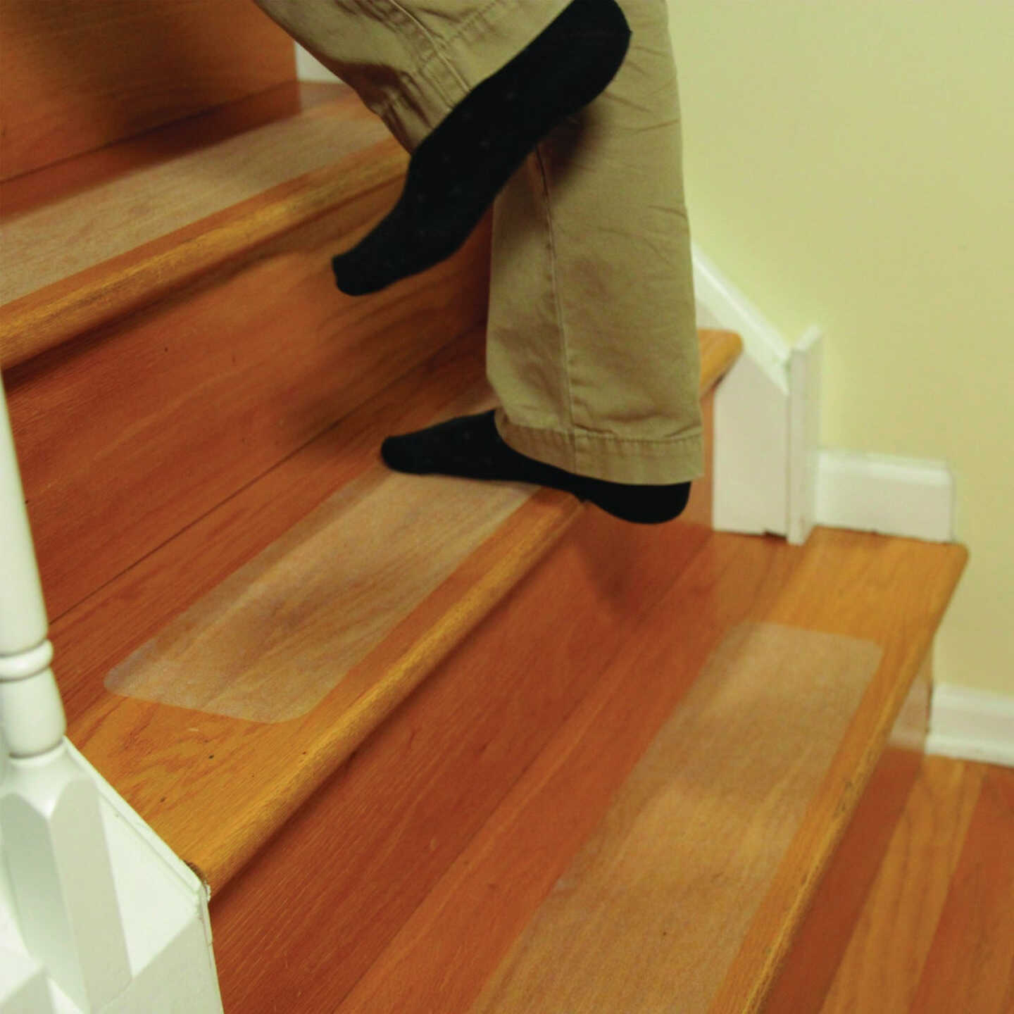 Handi Treads ClearGrip 6 In. W. x 24 In. L. Clear Non-Slip Grit Treads (4-Pack) Image 2