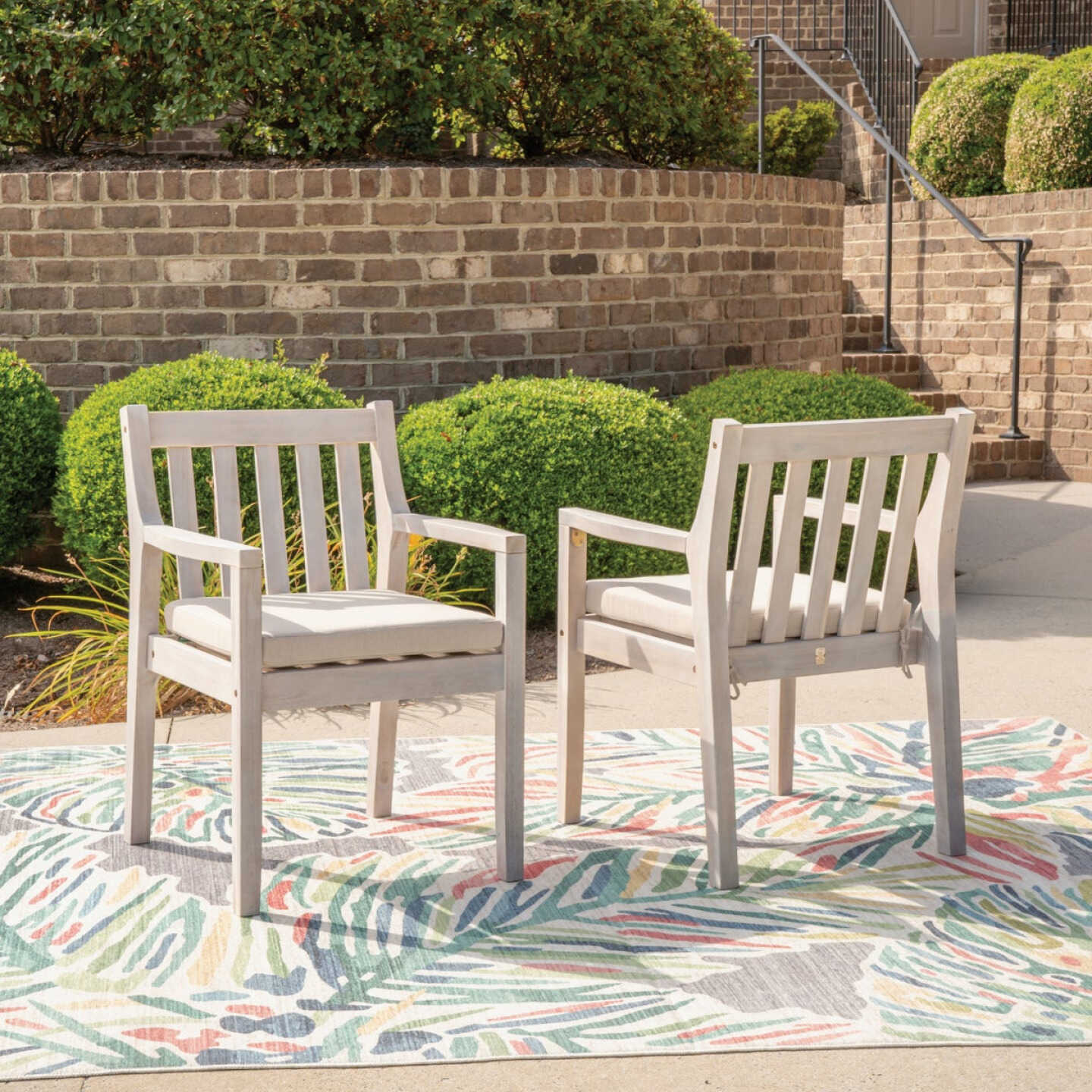 Linon Svana Natural Acacia Wood Dining Arm Chair Set (2-Piece) Image 3