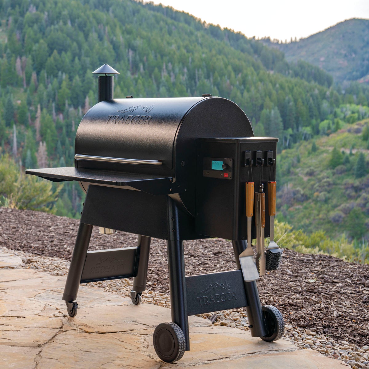 Traeger Pro 780 Wi-Fi Wood Pellet Grill, Black Image 2