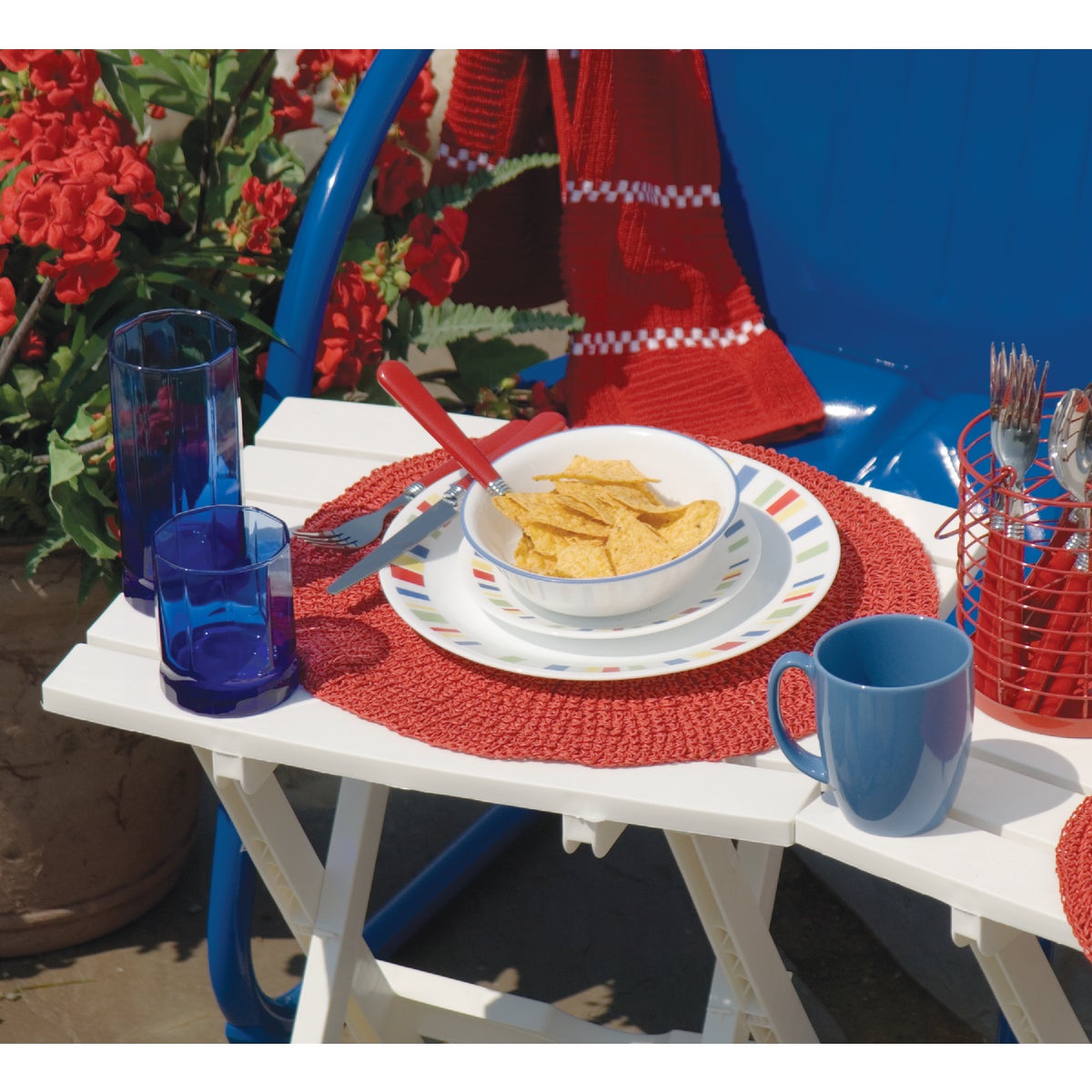 Adams Quik-Fold White 15 In. x 17.5 In. Rectangle Resin Folding Side Table Image 3