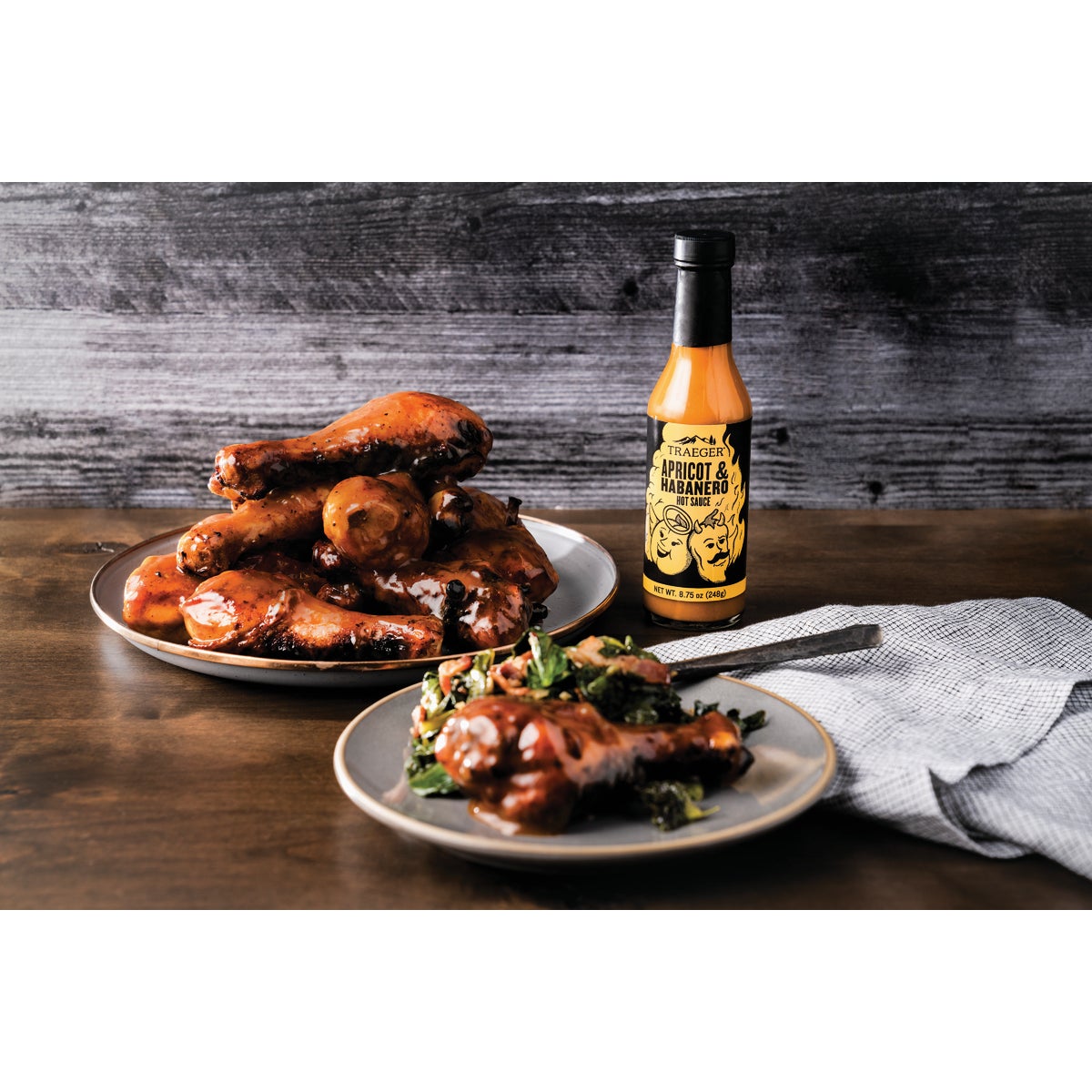 Traeger 8.75 Oz. Apricot & Habanero Hot Sauce Image 3