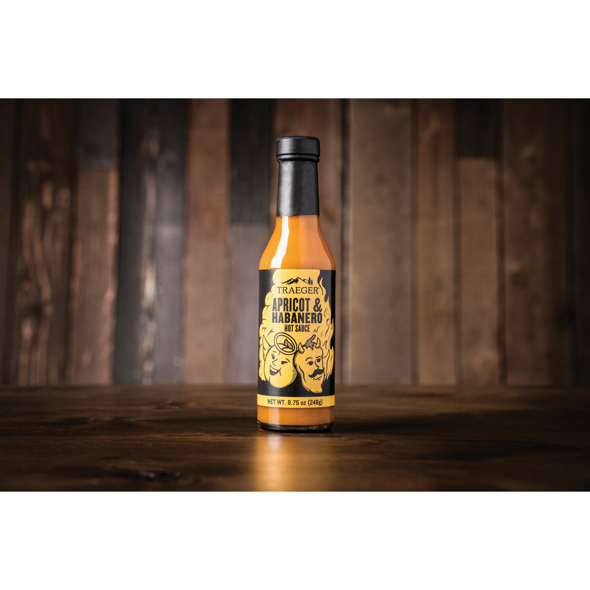 Traeger 8.75 Oz. Apricot & Habanero Hot Sauce Image 2