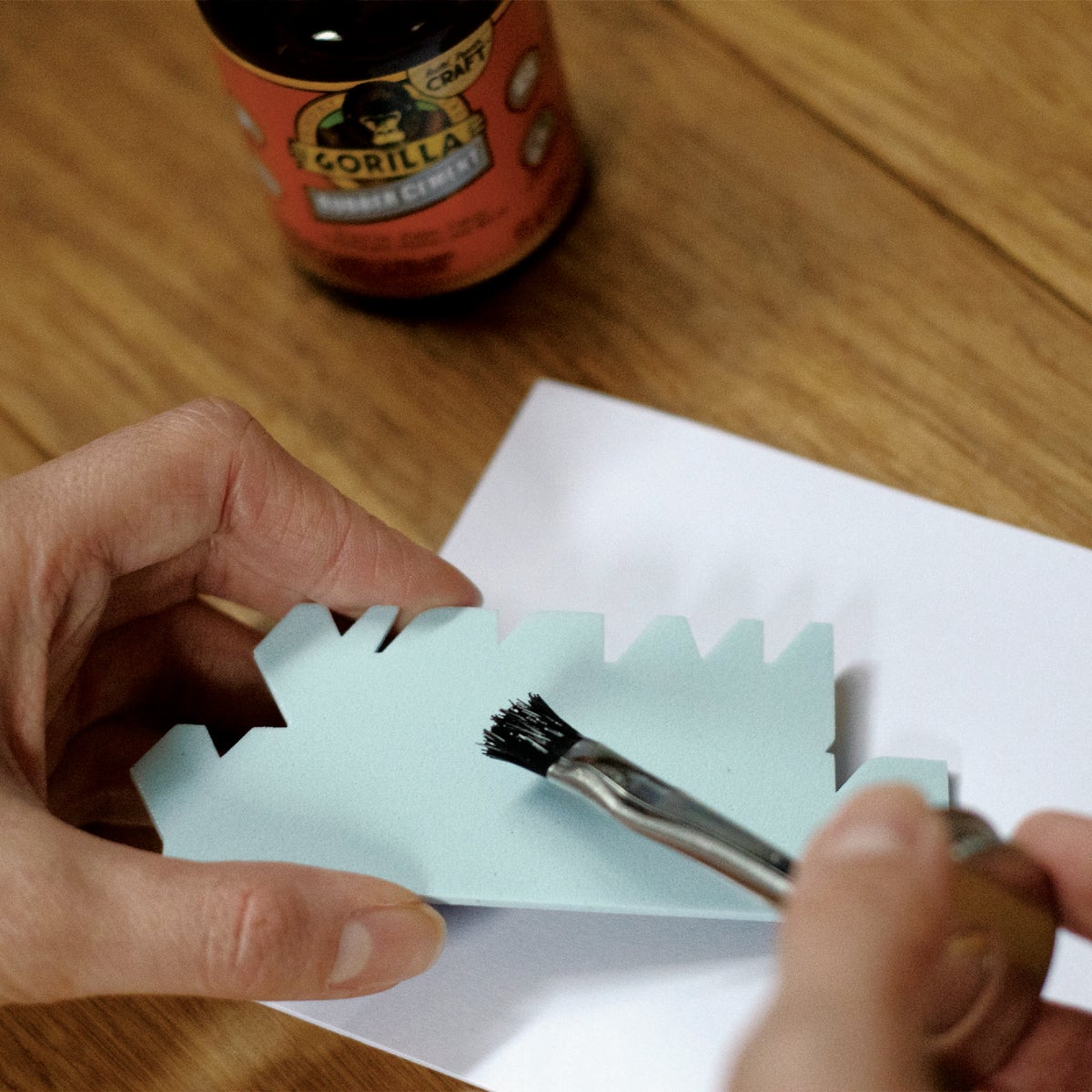 Gorilla 4 Oz. Rubber Cement Image 2