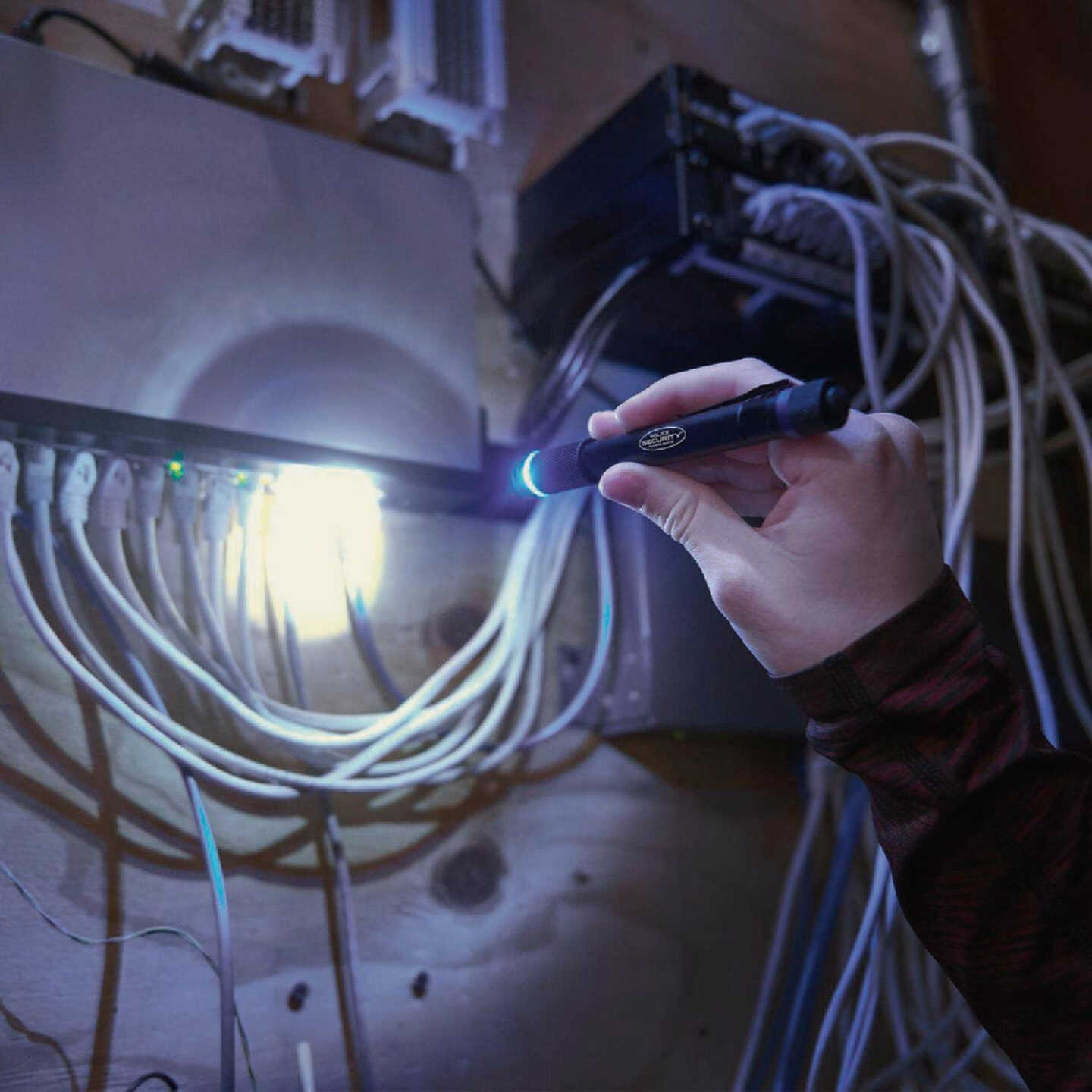 Police Security Aura 270 Lm. 2AAA Aluminum LED Penlight, Black Image 5