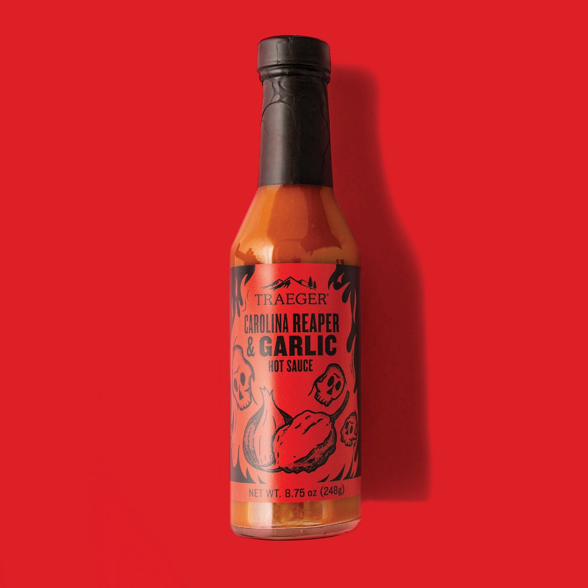 Traeger 8.75 Oz. Carolina Reaper & Garlic Hot Sauce Image 2