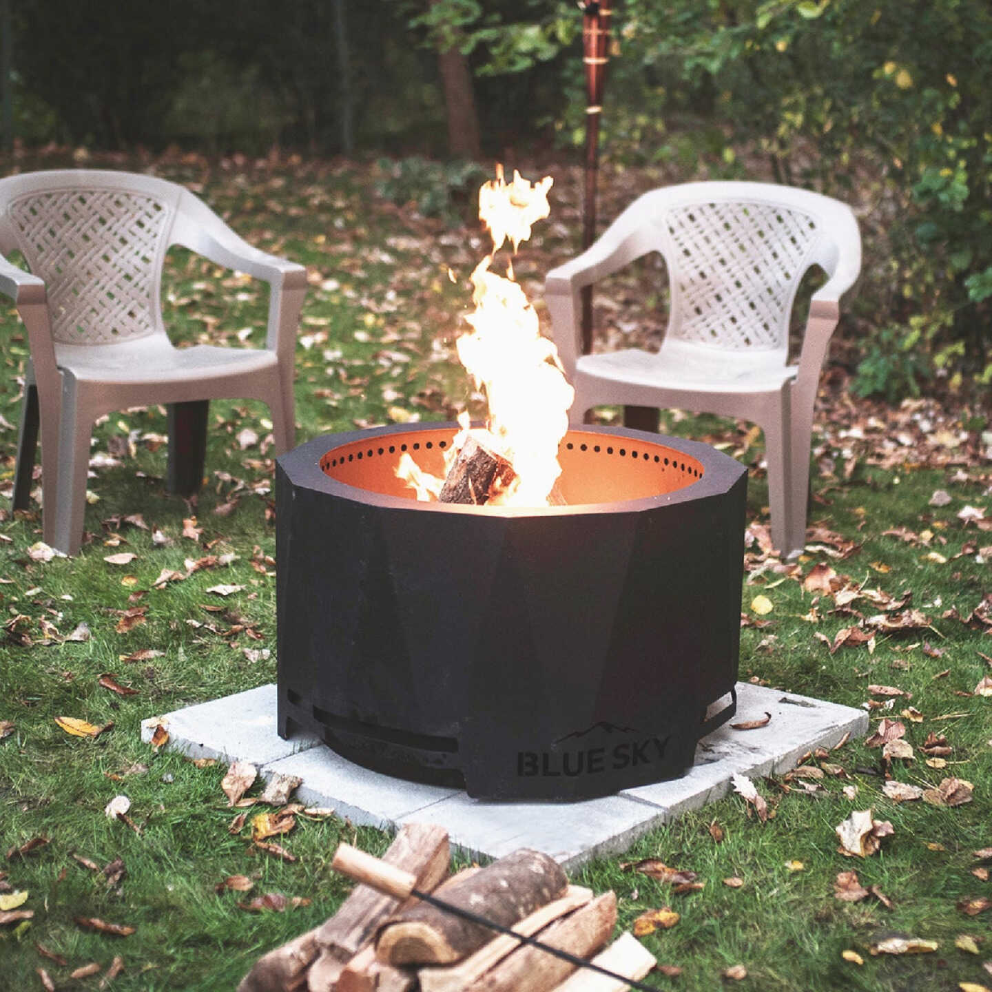 Blue Sky Mammoth 32 In. Round Steel Wood/Pellet High Efficiency Smokeless Fire Pit Image 1