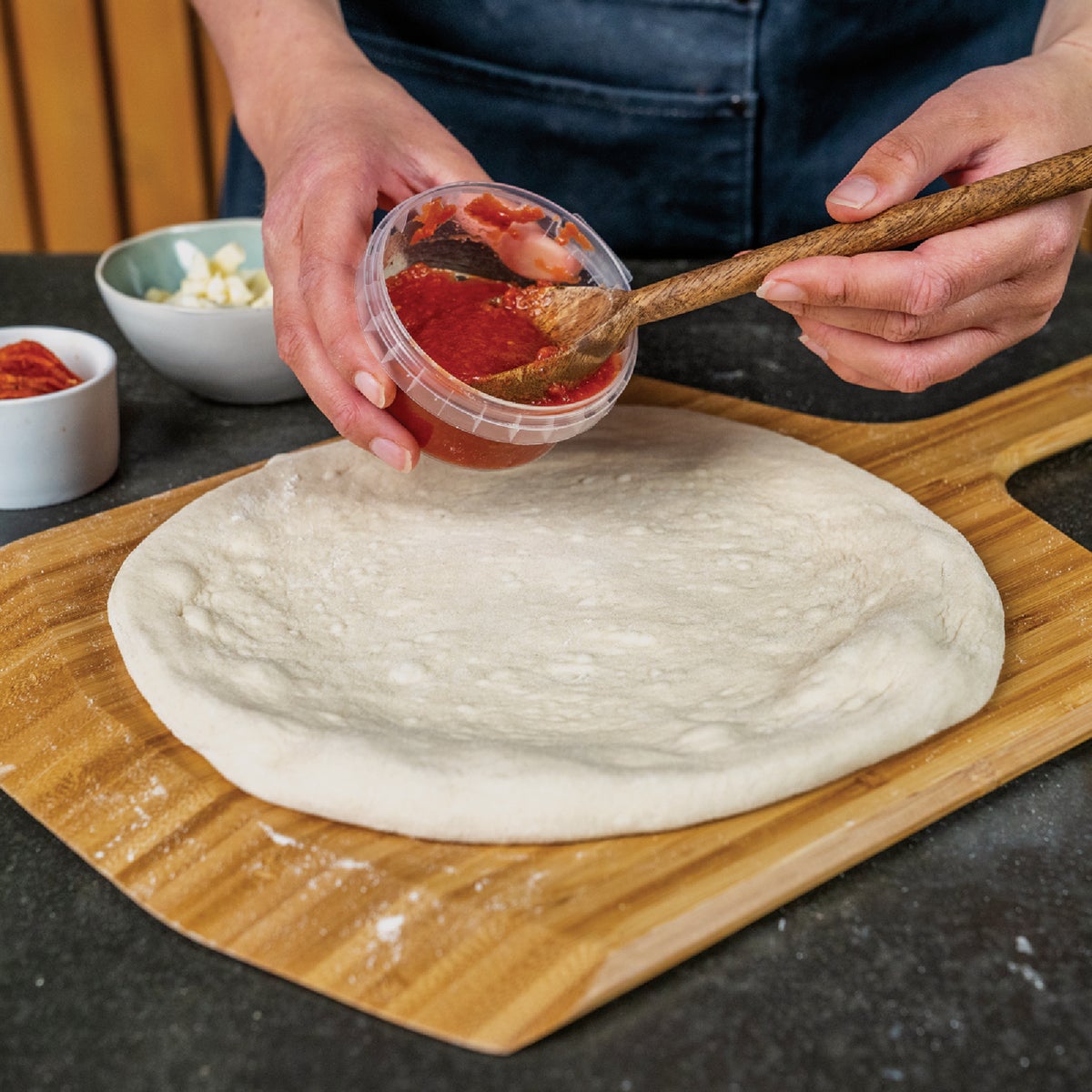 Ooni Neapolitan-Style Pizza Dough Mix (25.8oz) Image 4