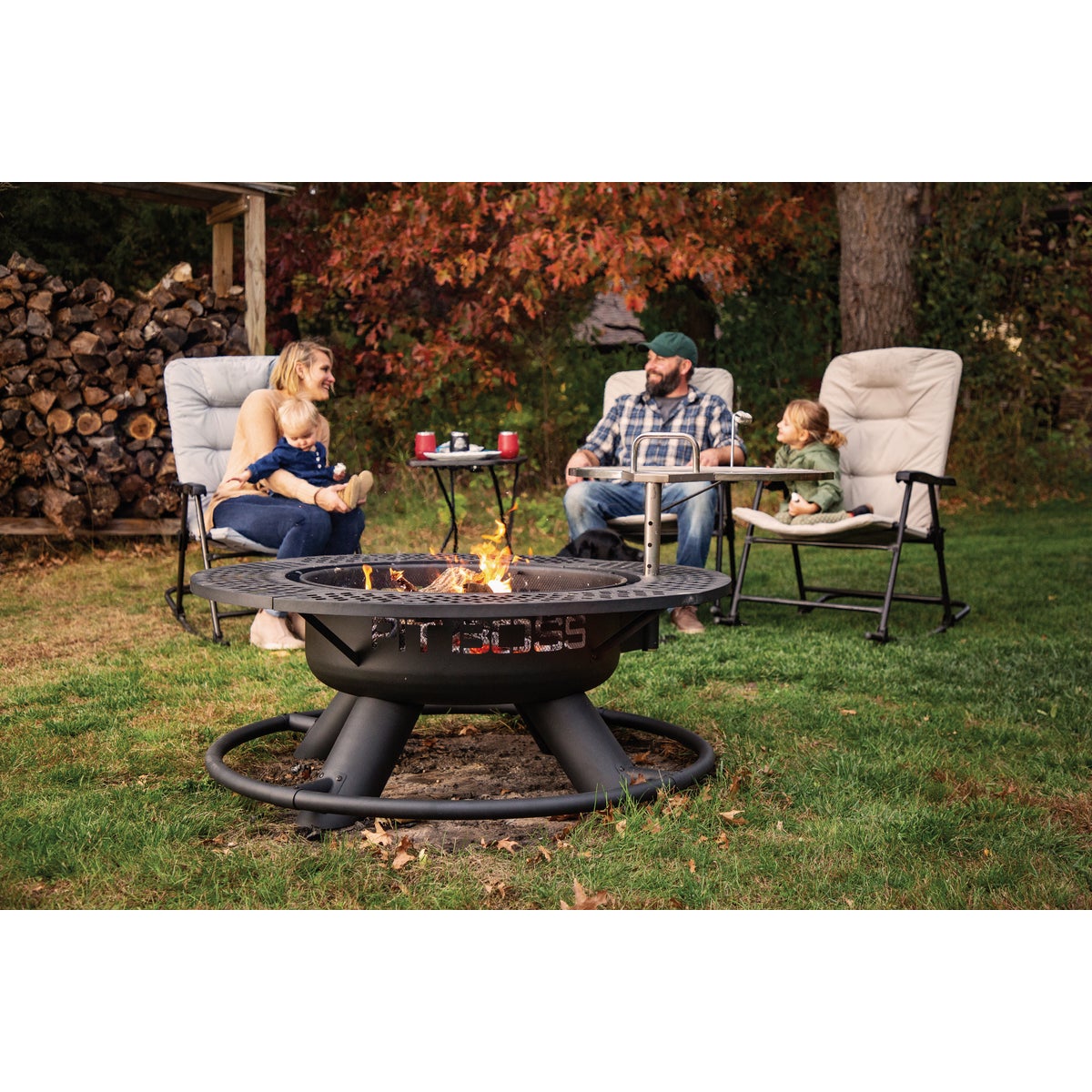 Pit Boss 2-In-1 24 In. Black Round Fire Pit & Grill Image 5