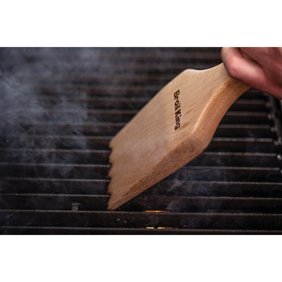 Broil King 17.75 In. Wood Grill Scraper Image 2