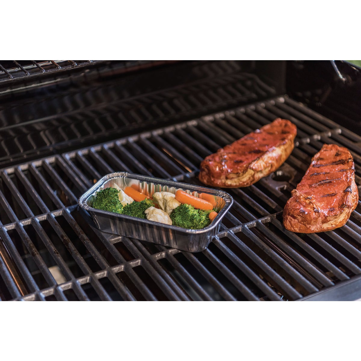 Char-Broil Disposable Drip Pan (10-Pack) Image 2