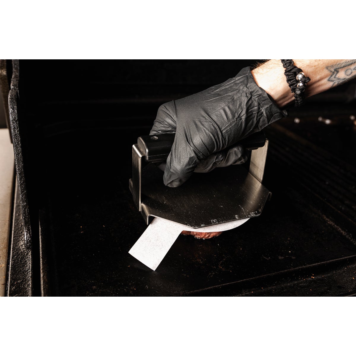 Broil King Smash Burger Press Image 2