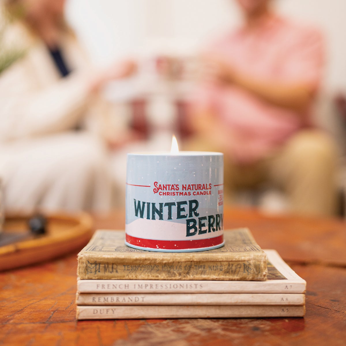 Santa's Naturals 9 Oz. Winter Berry Candle Image 2